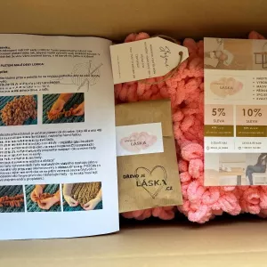 Ručně pletená deka LORICA DIY sada